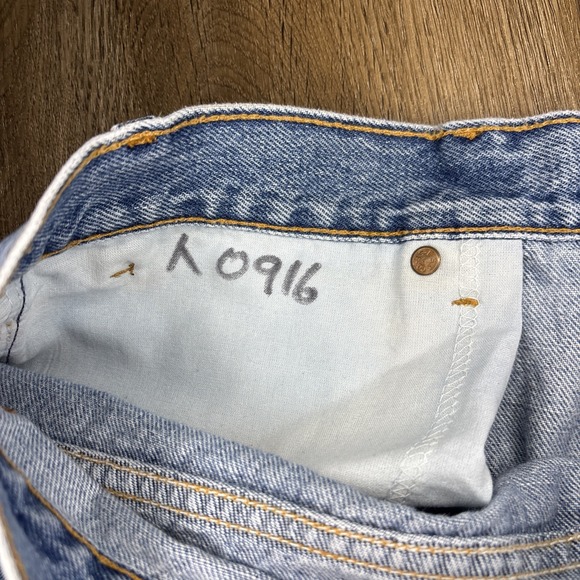 Vintage Levis 550 Jeans Mens 38x30 Relaxed Fit Y2K 2001 Stone Wash 100% Cotton - Picture 12 of 12